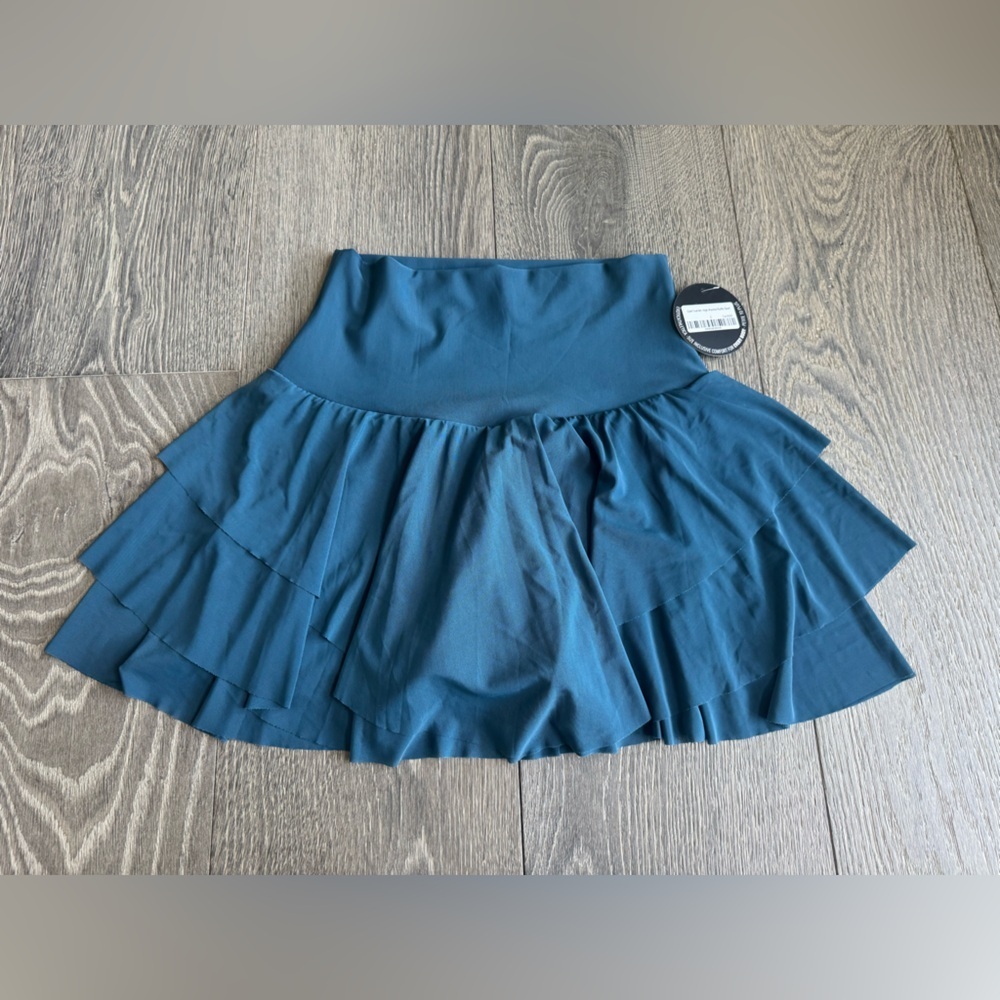 ExoticAthletica Net High Waisted Ruffle Skort in Dark Teal Size Large